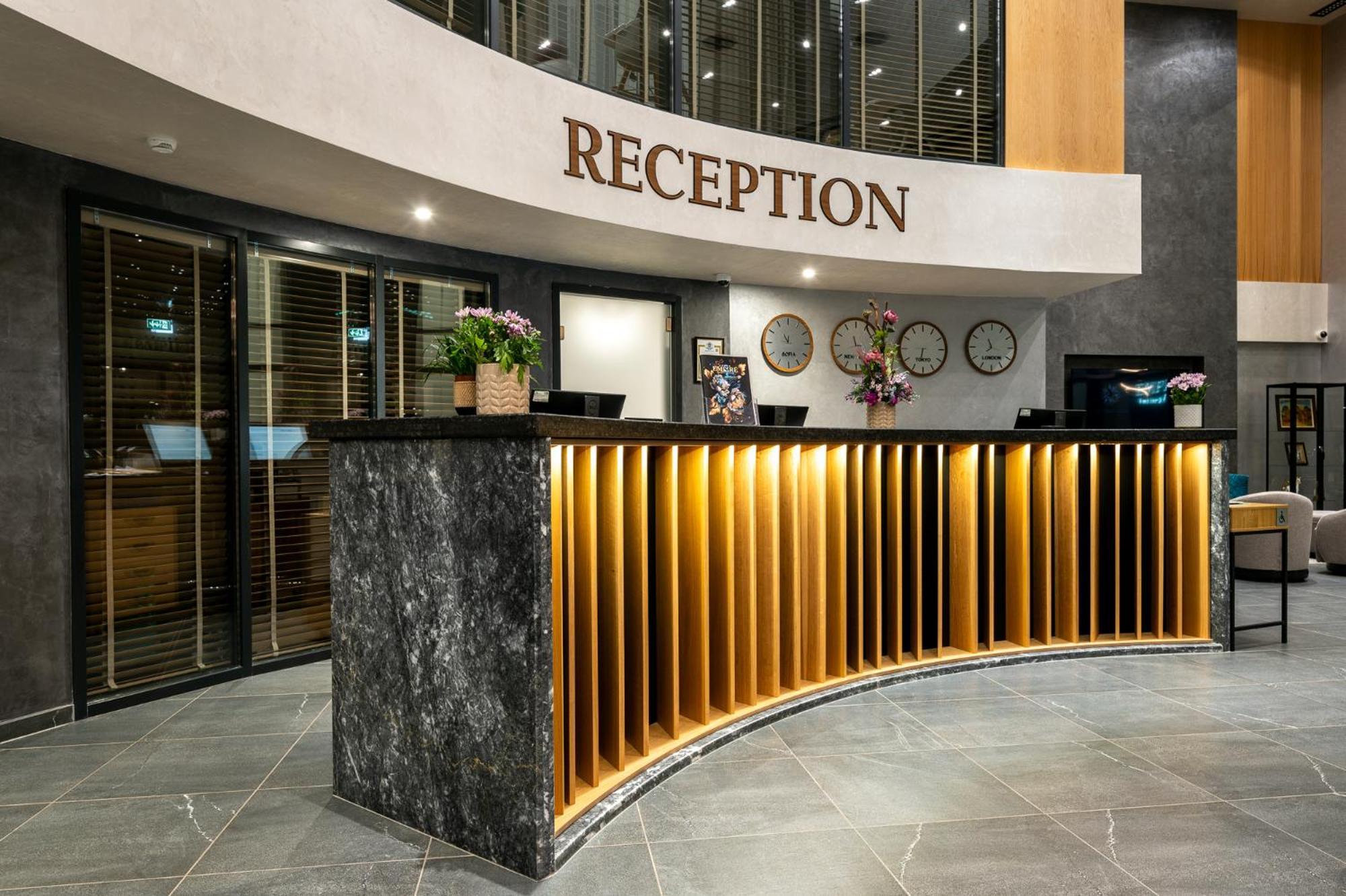 Empire Balneo & Spa Hotel ヒサリャ エクステリア 写真